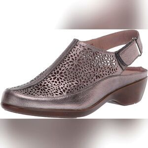 (26-2729) Easy Spirit Women's Dawn Clog Sz 9M